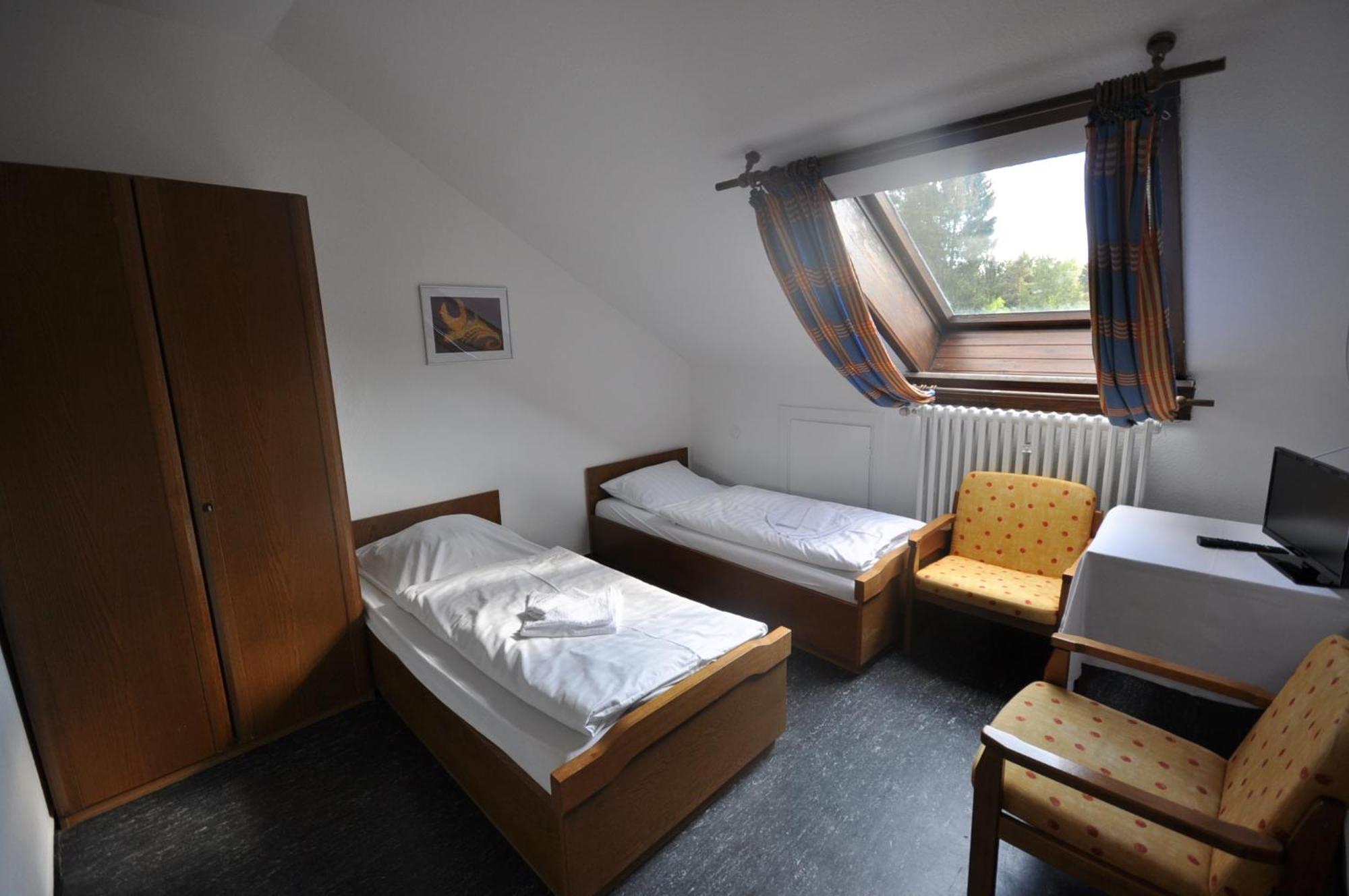 Hotel & Hostel Drei Baeren Altenau  Room photo